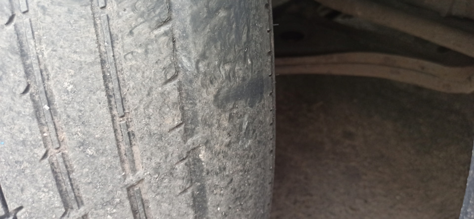 Жрет резину. — Opel Omega B, 2,5 л, 2000 года | шины | DRIVE2