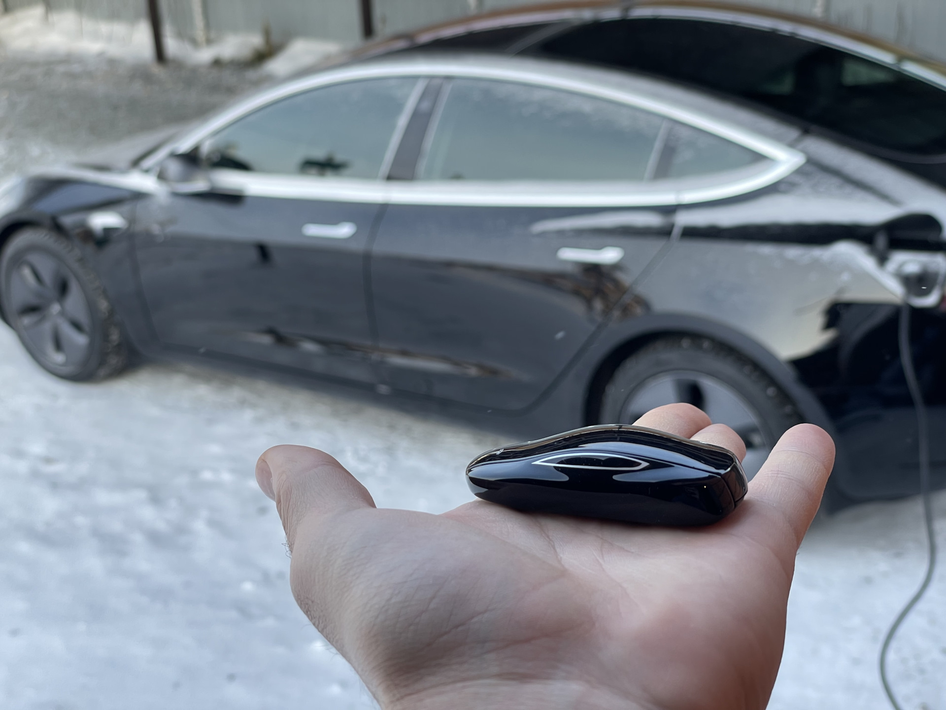 Плюсы ключа-машинки — Tesla Model 3, 2019 года | аксессуары | DRIVE2