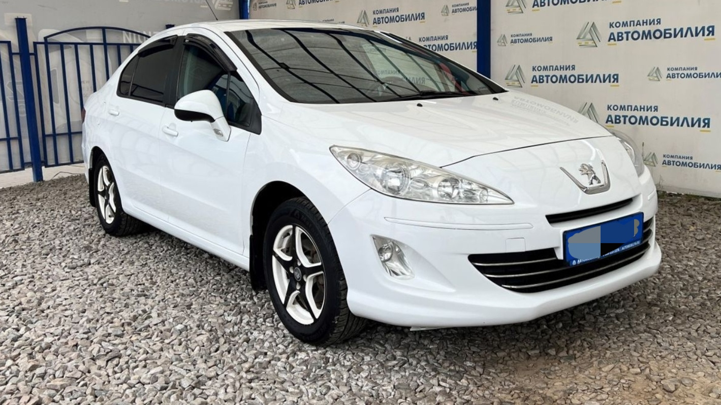 Пежо 408 белая 2012. Пежо 408 1998. Пежо 408 2014. Peugeot 408 2014 антихром.