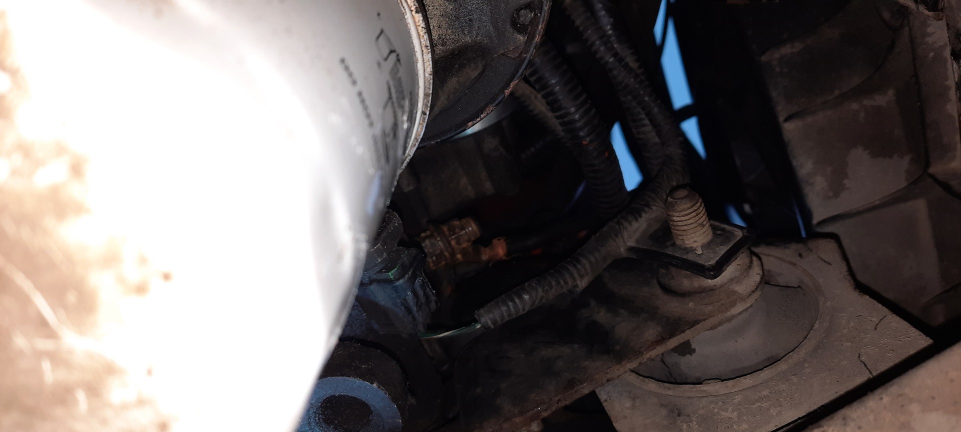 Замена втягивающего реле стартера — Ford Escape (1G), 2,3 л, 2004 года ...