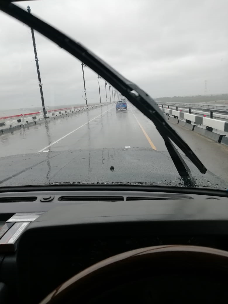 Мост через Амур — Nissan Safari (Y60)