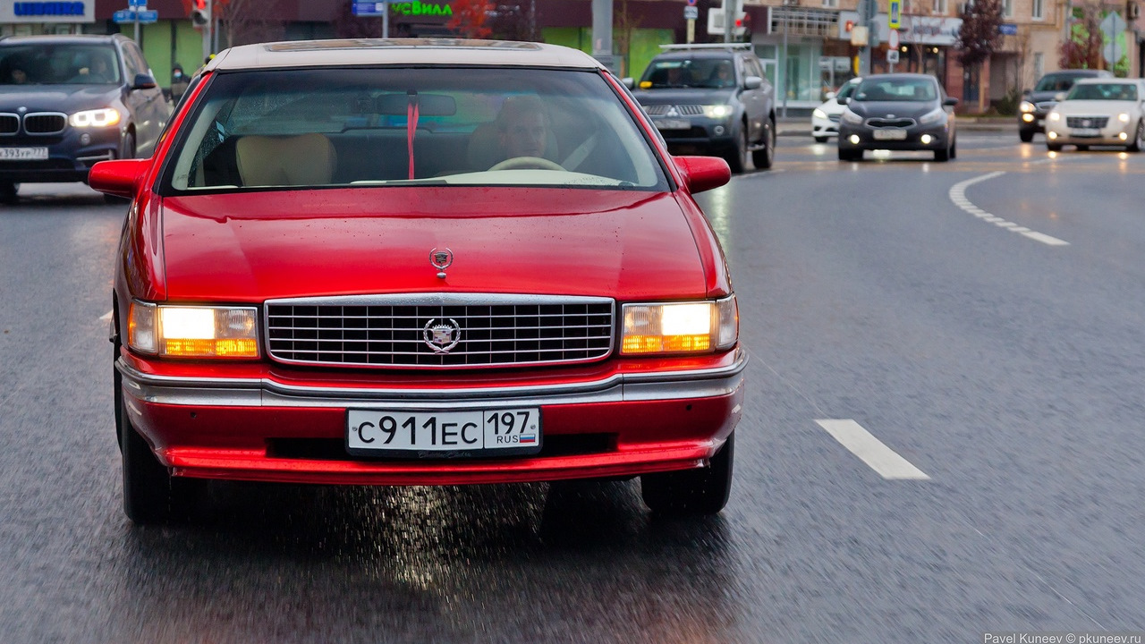 Cadillac DeVille (7G) 4.9 бензиновый 1994 | в ярком Candy на DRIVE2