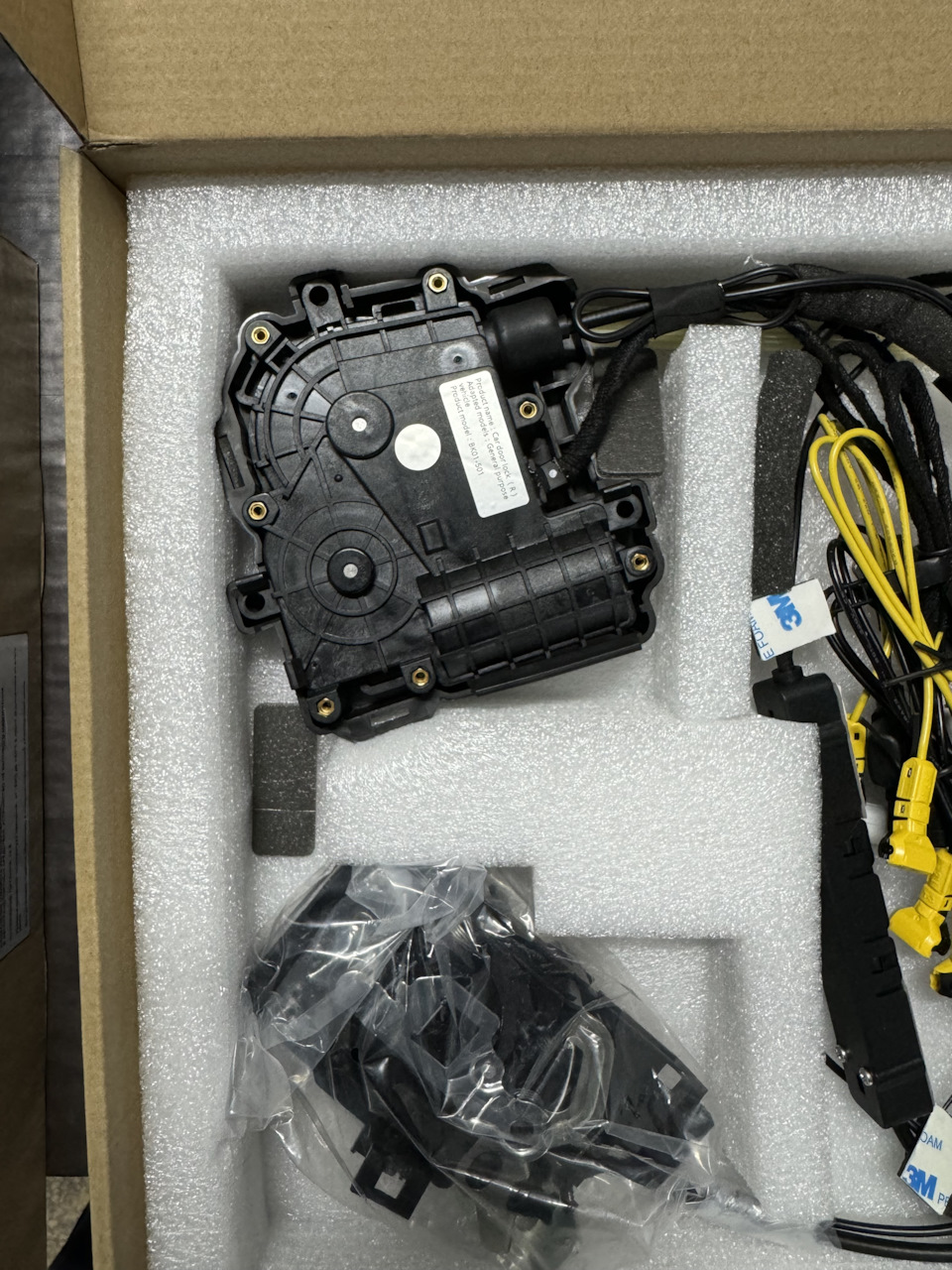 Фото в бортжурнале Cadillac Escalade (4G)