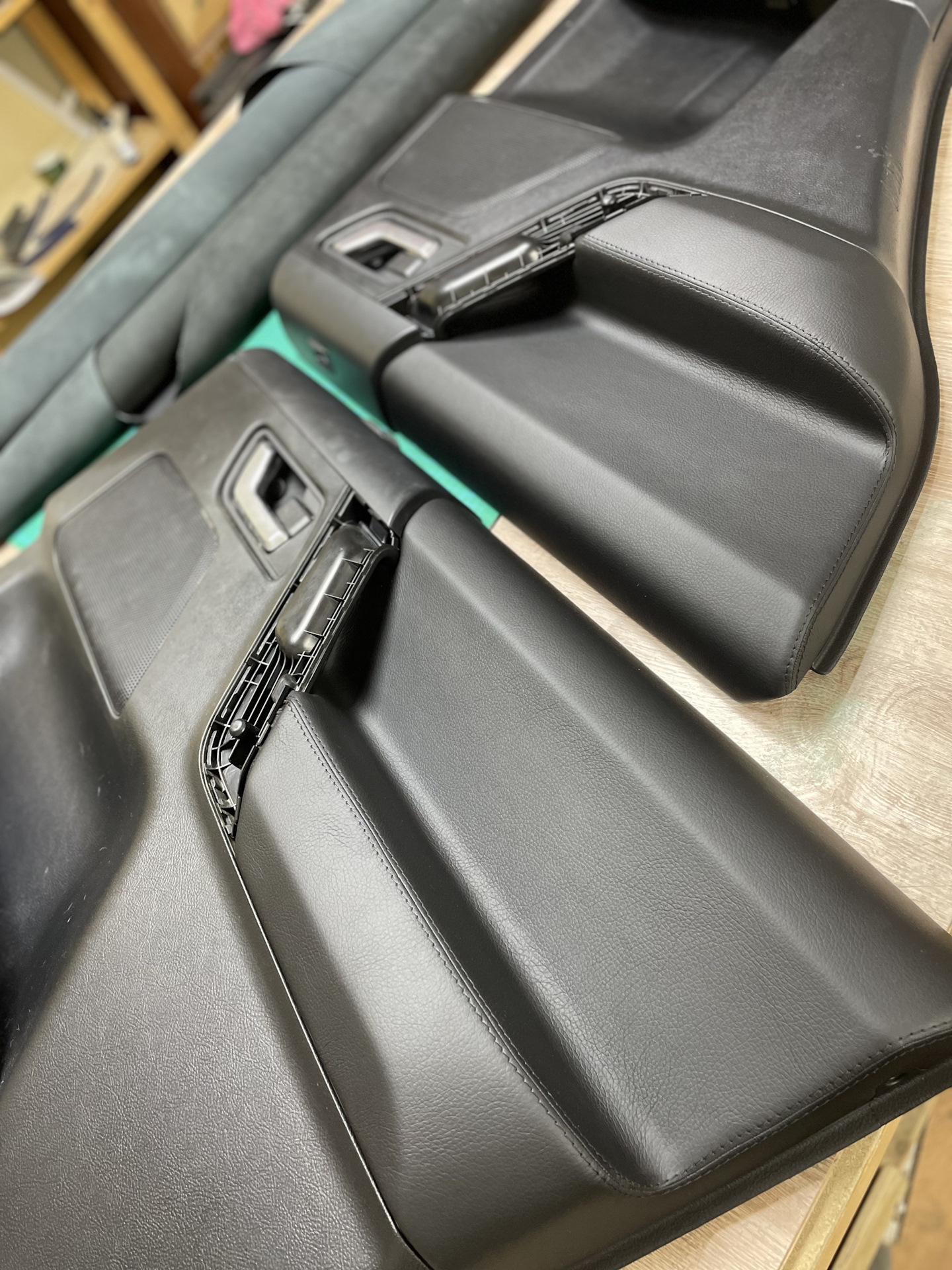 Перетяжка дверных карт Ленд ровер фрилендер 2 — DRIVE2