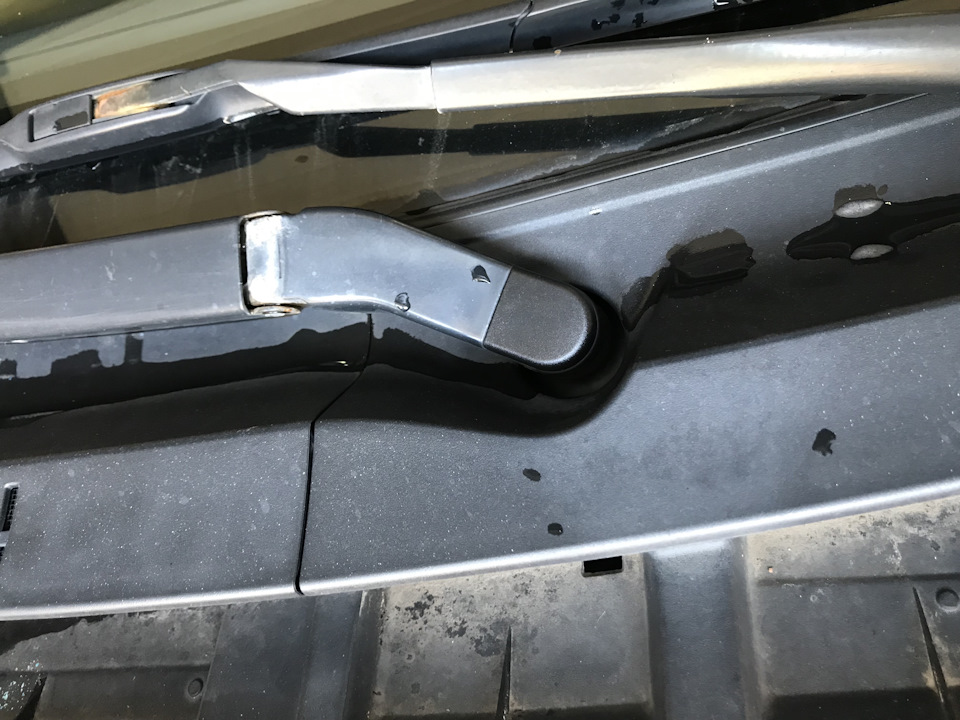 Колпачок стеклоочистителя — Toyota Corolla (140/150), 1,6 л, 2008 года ...