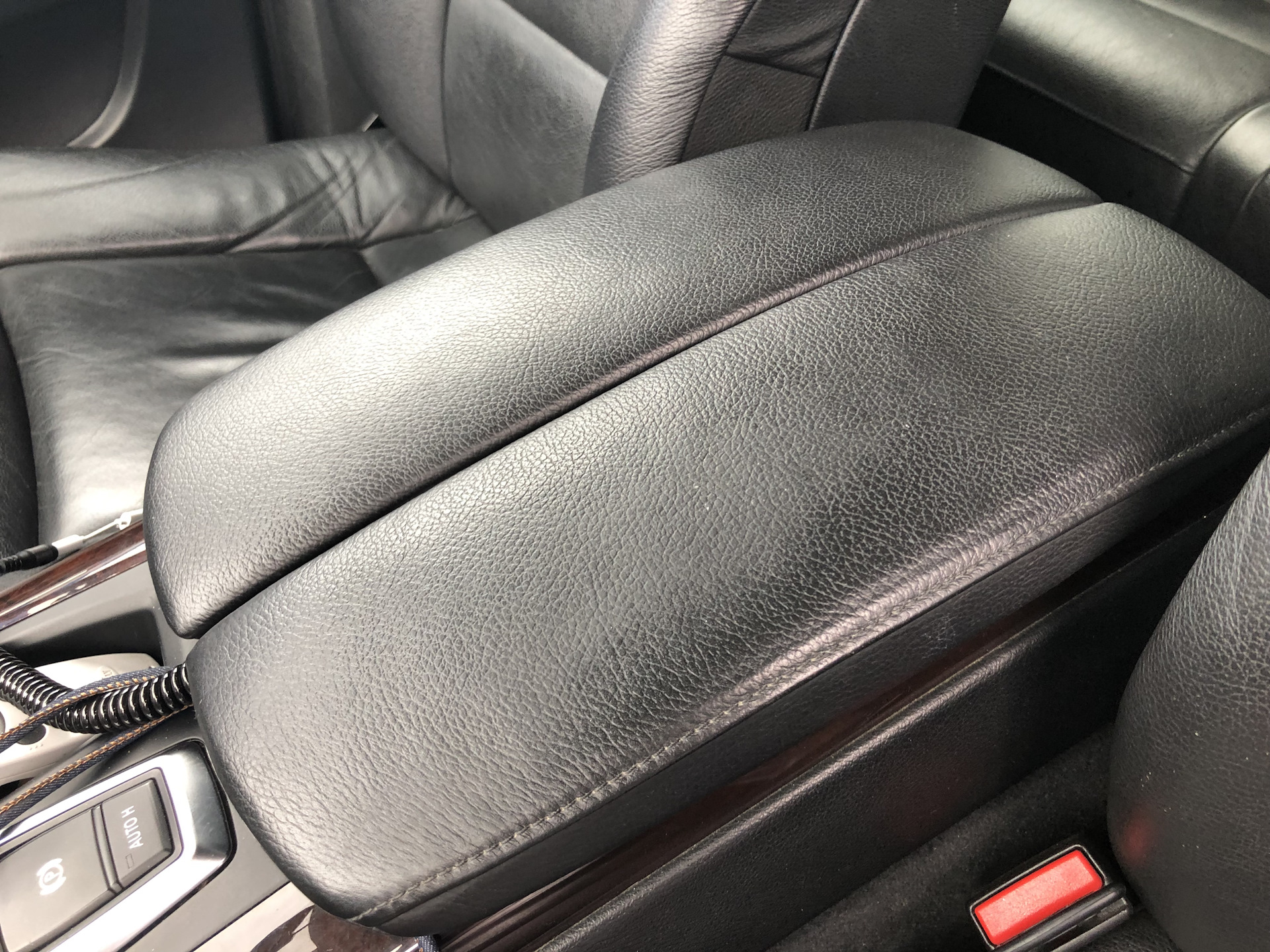 Подлокотник е70. Подлокотник е70. Bmw x5 e70 подлокотник. Подлокотник е70. Bmw x5 e70 подлокотник.