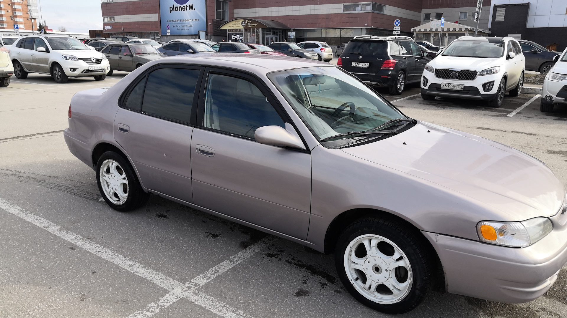 Toyota 1998. Тойота Королла 1998 года 110 кузов. Тойота Королла 110 кузов левый руль. Тойота 1998 года. Toyota Corolla 110 кузов канадка.