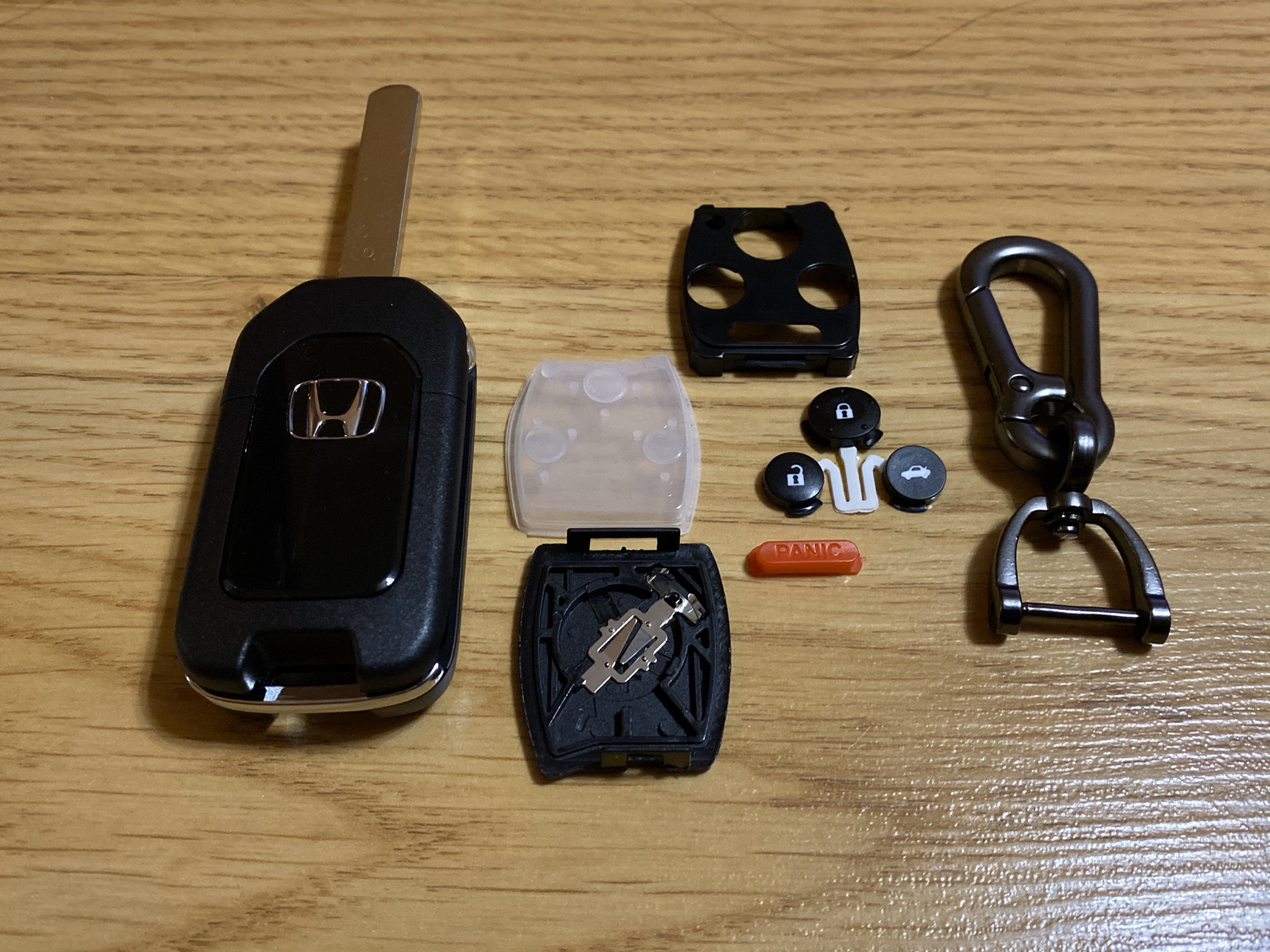 New key. Ключ Honda CR-V 2011. Ключ Honda CR-V 2. Ключ Хонда CR-V 1. Honda CR-V 2011 года ключ.