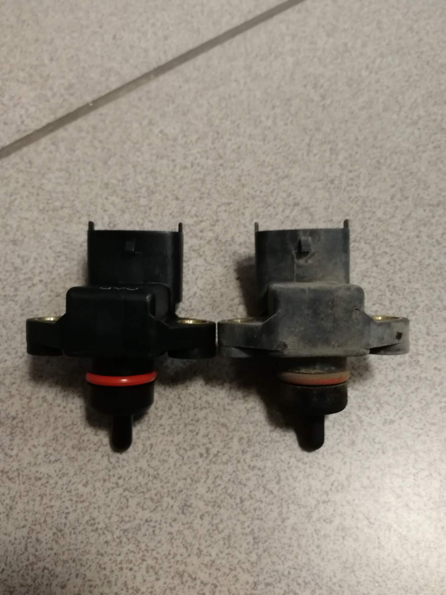 Датчик абсолютного давления спектра. Спектра 2007 дад. Кия спектра 2006 года где находится дад. Датчик абсолютного давления спектра. 6.