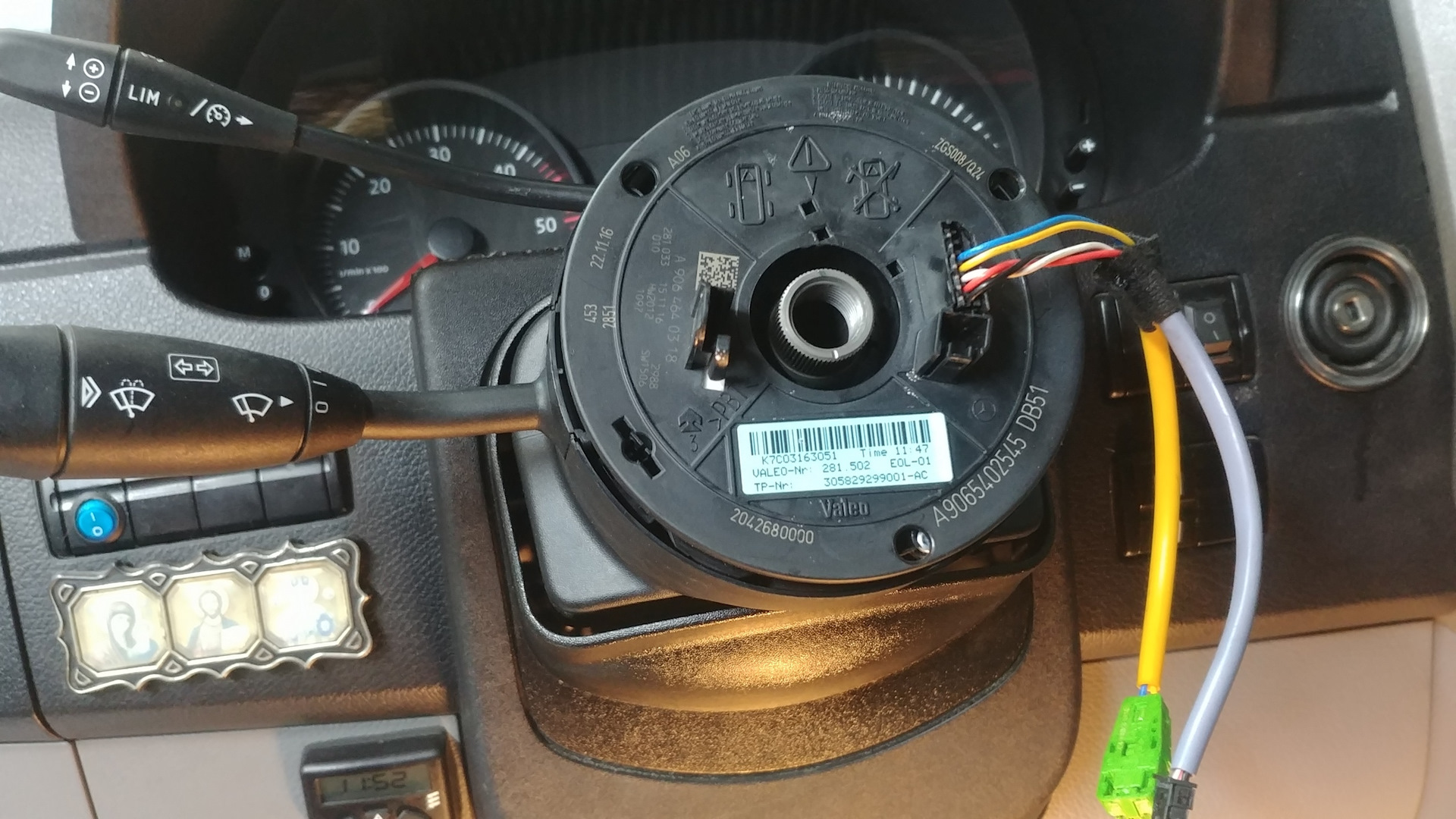 Coolray круиз контроль. Vw crafter круиз контроль. замок зажигания крафтер 2008.