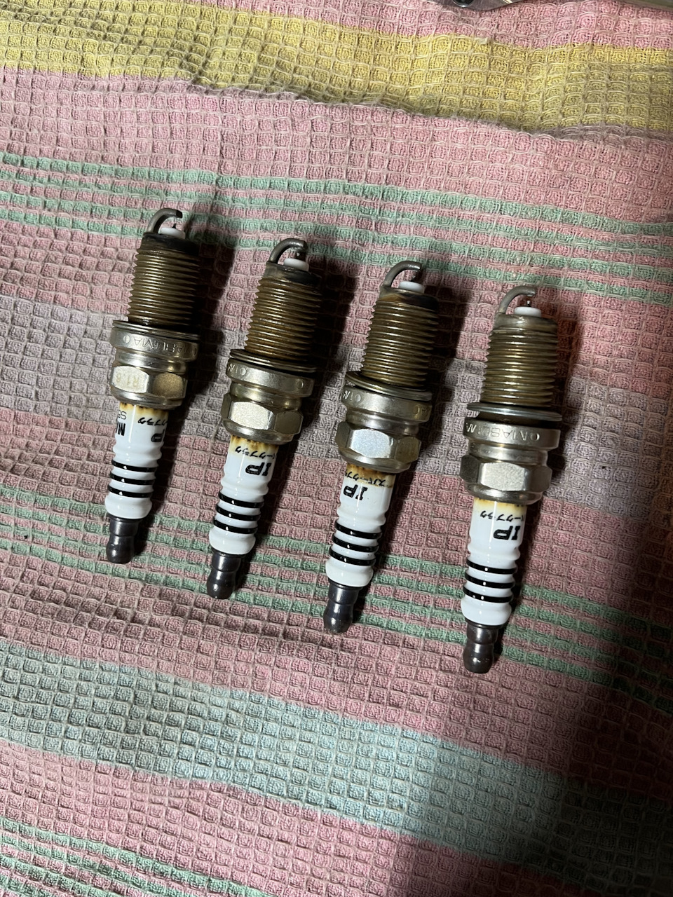 Свечи — Honda Stream (RN6-9), 1,8 л, 2010 года | расходники | DRIVE2