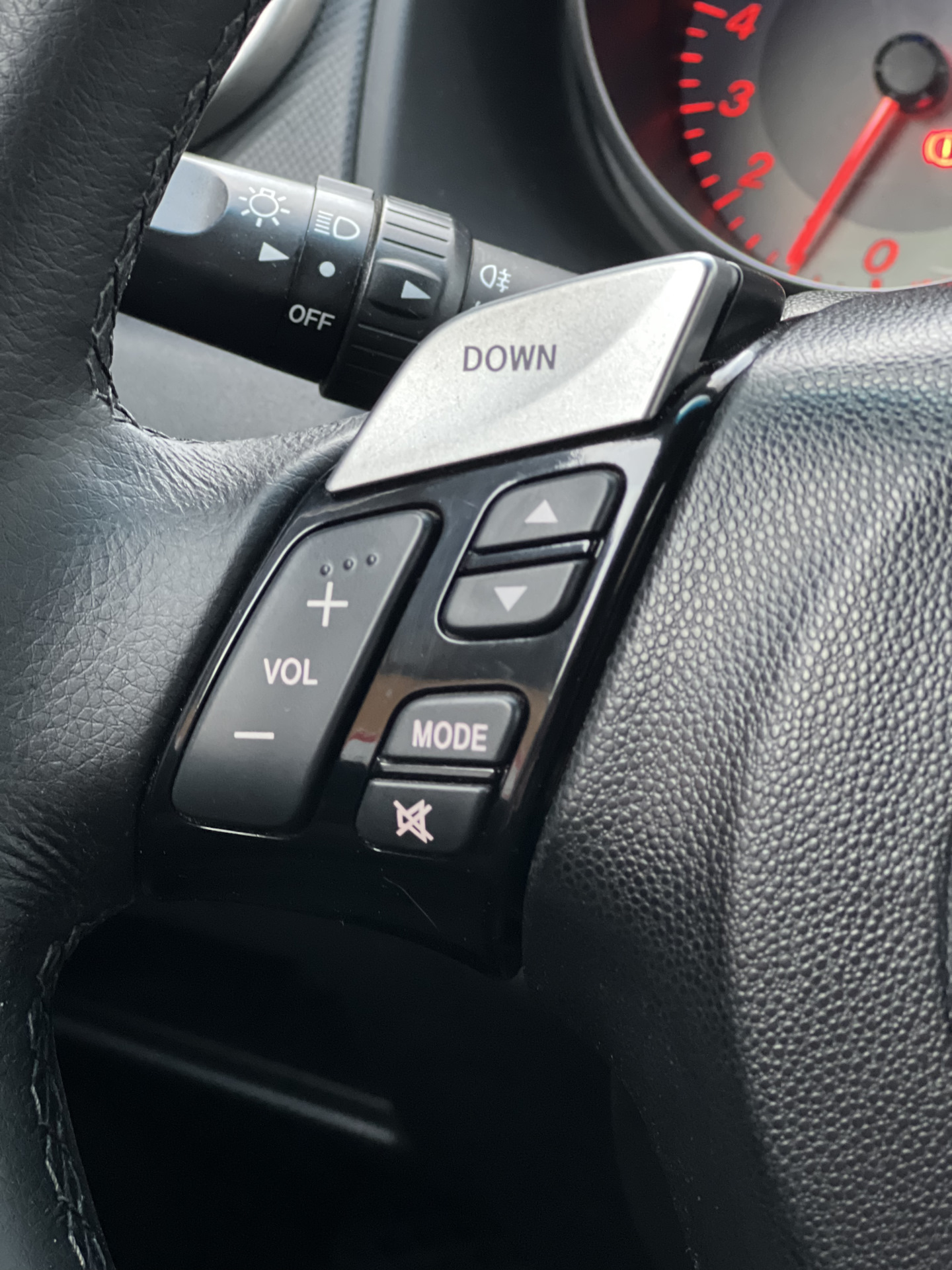 Кнопки руля Piano Black OEM Mazda 3bk 💣 — Mazda 3 (1G) BK, 1,6 л, 2007 ...