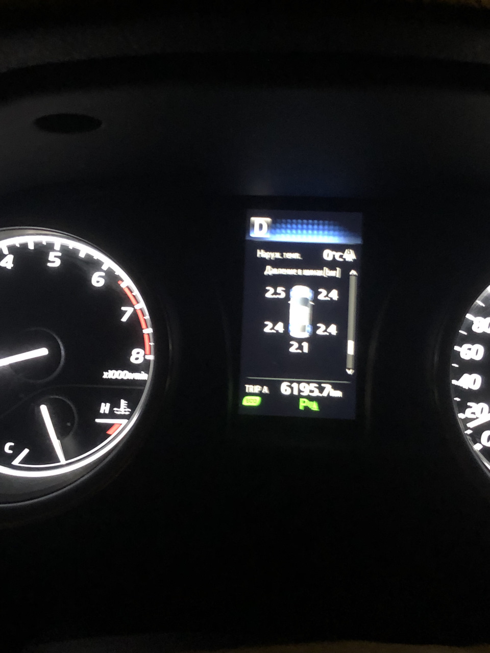 Замена датчика давления шин (TPMS) — Toyota Camry (XV70), 2,5 л, 2018 ...