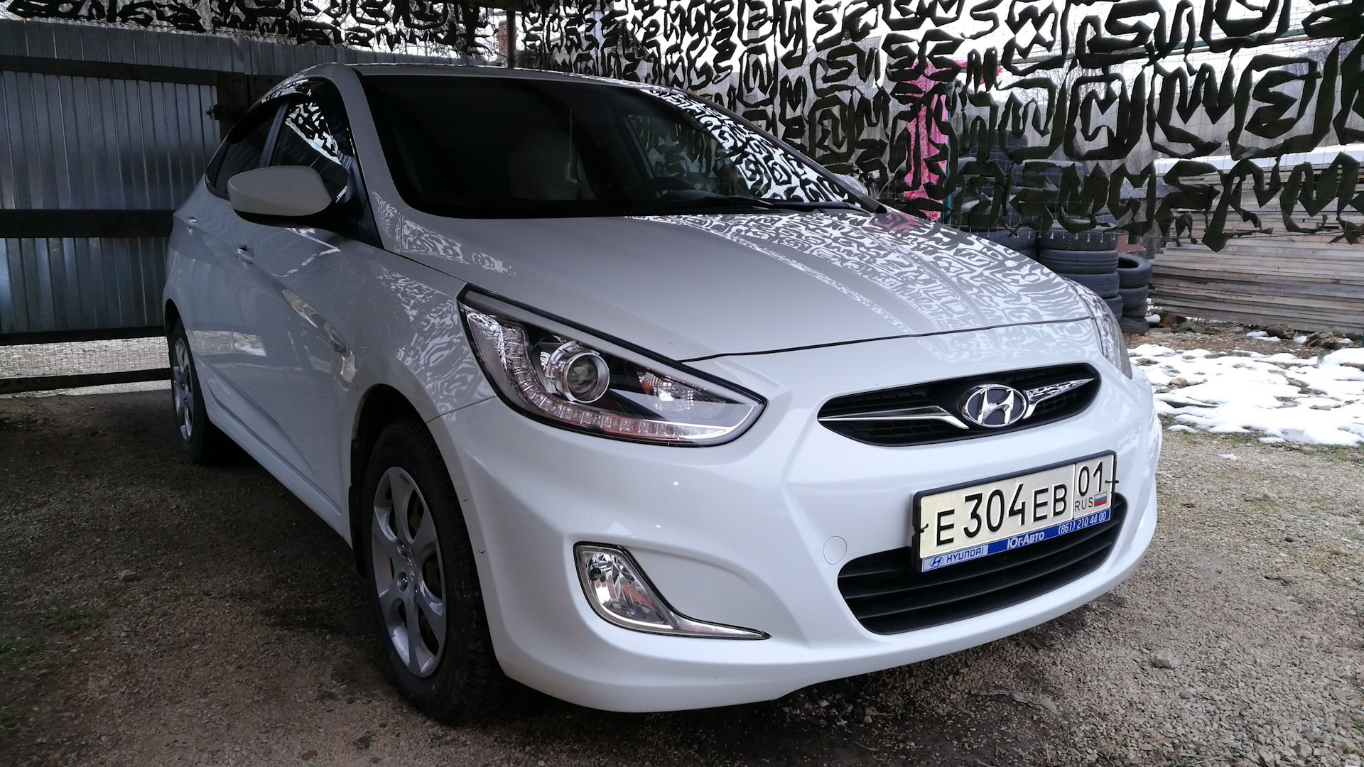 Hyundai Solaris 1.4 бензиновый 2013 | Белый красавец на DRIVE2