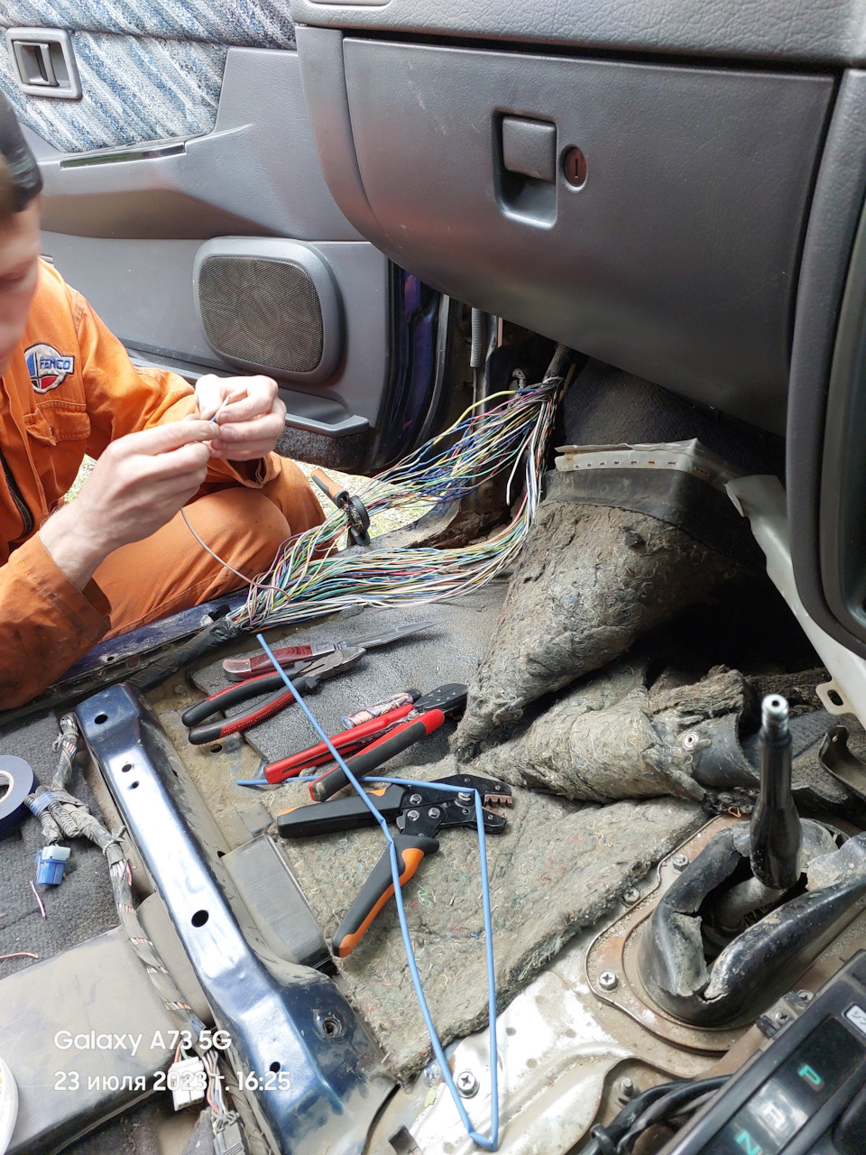 Фото в бортжурнале Nissan Terrano I