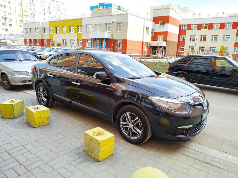 Переобулся — Renault Fluence, 1,6 л, 2014 года | просто так | DRIVE2
