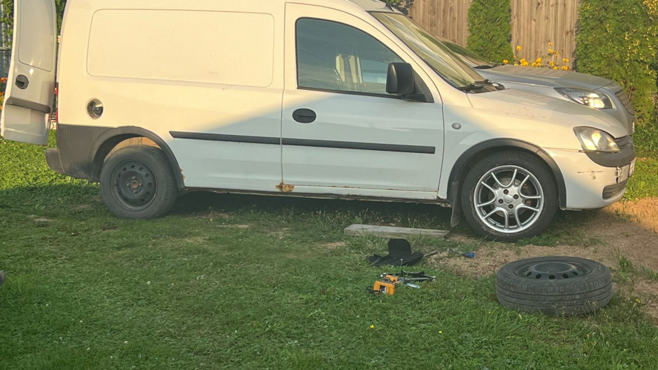 Opel Combo подКаблучник