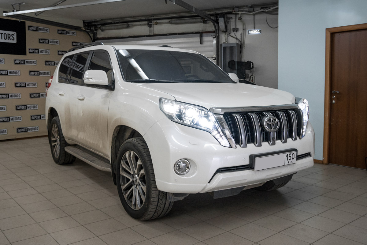 Установка четырех светодиодных би-линз Optima Professional на Toyota Prado  150 — Xenonshop.ru на DRIVE2