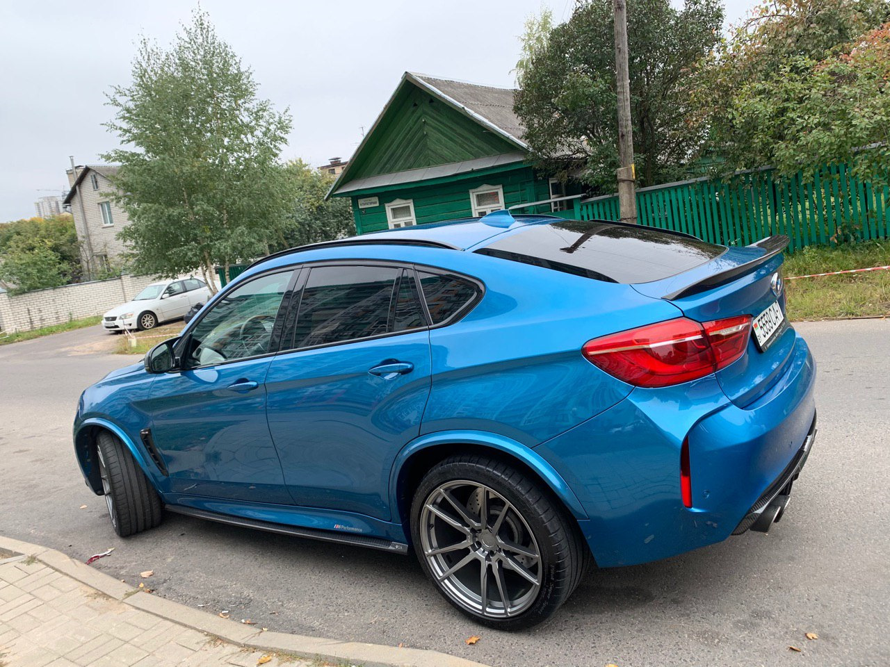 BMW x6 f86 Red