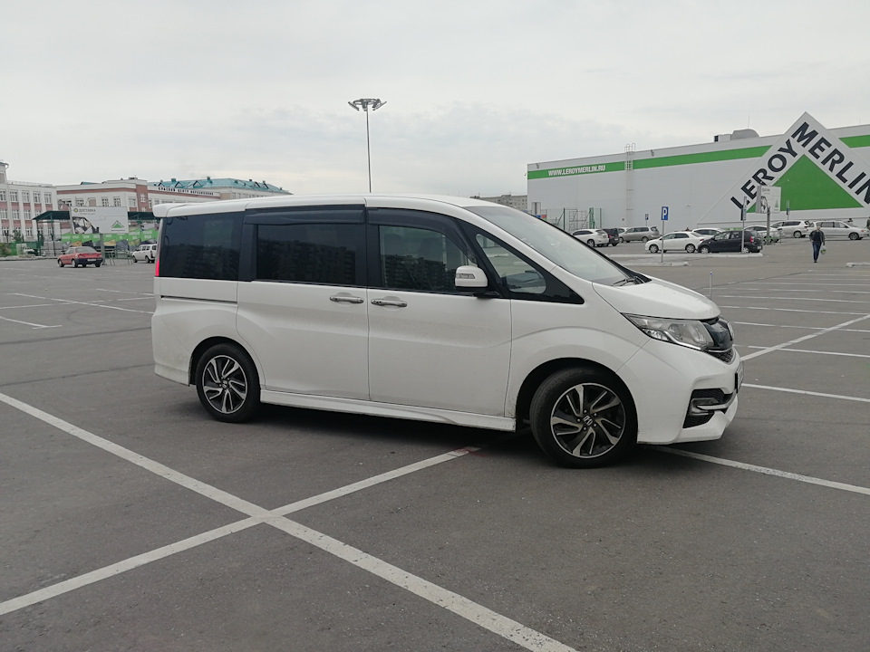 Honda stepwgn 5. Stepwgn rp4 black style. Honda stepwgn spada rp3. Степвагон рп 4. Степвагон рп 4.