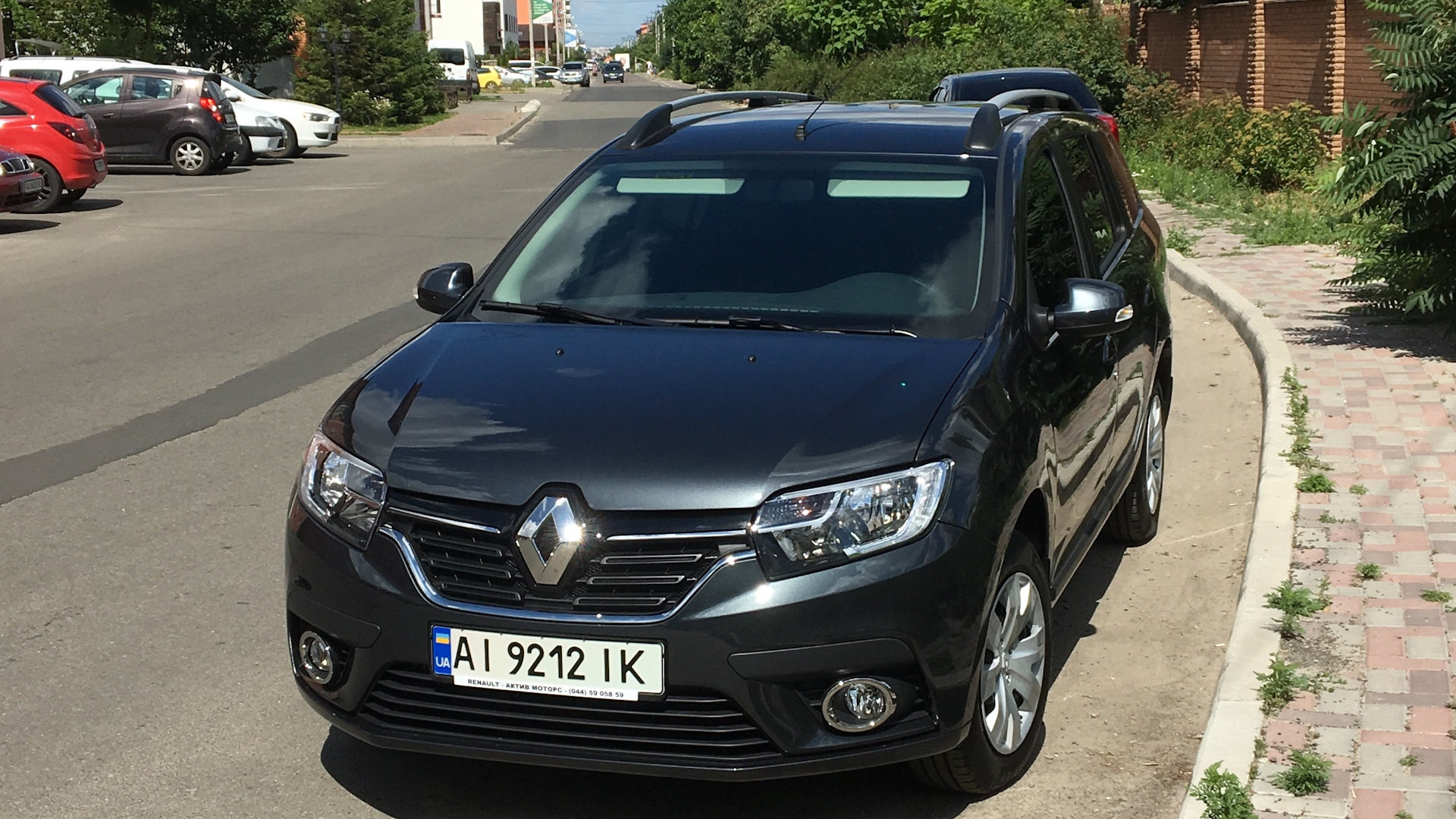 Renault Logan MCV 1.5 дизельный 2019 | Серая комета на DRIVE2