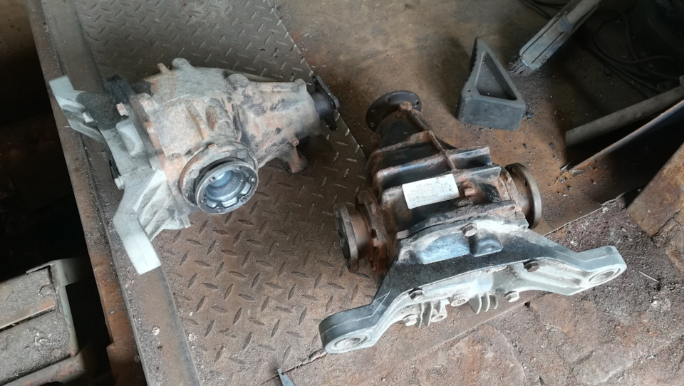 Задний редуктор, гудит🙄 — BMW 3 series (E36), 2,5 л, 1993 года | своими ...