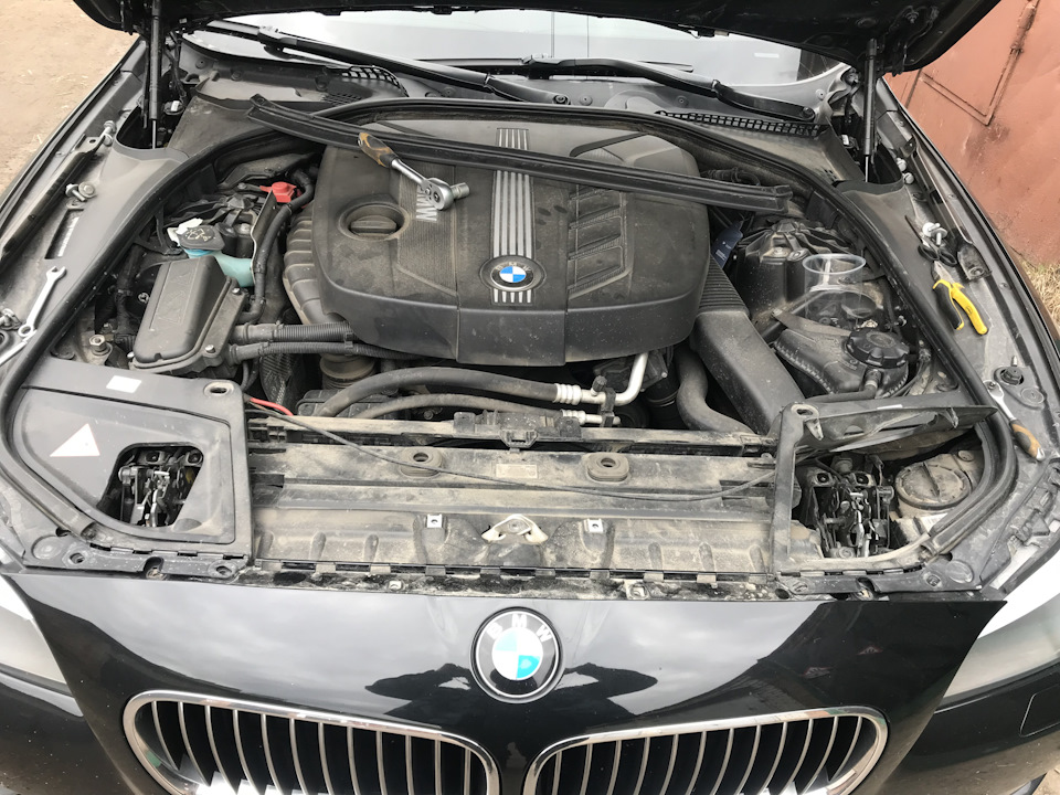 Bmw f10 n20 дымит при запуске