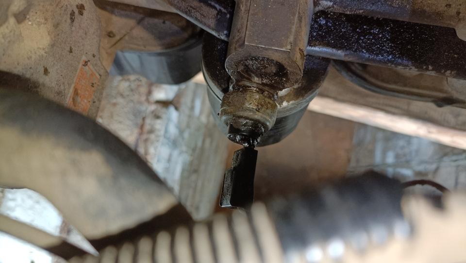 Датчик давления масла — Mazda 3 (2G) BL