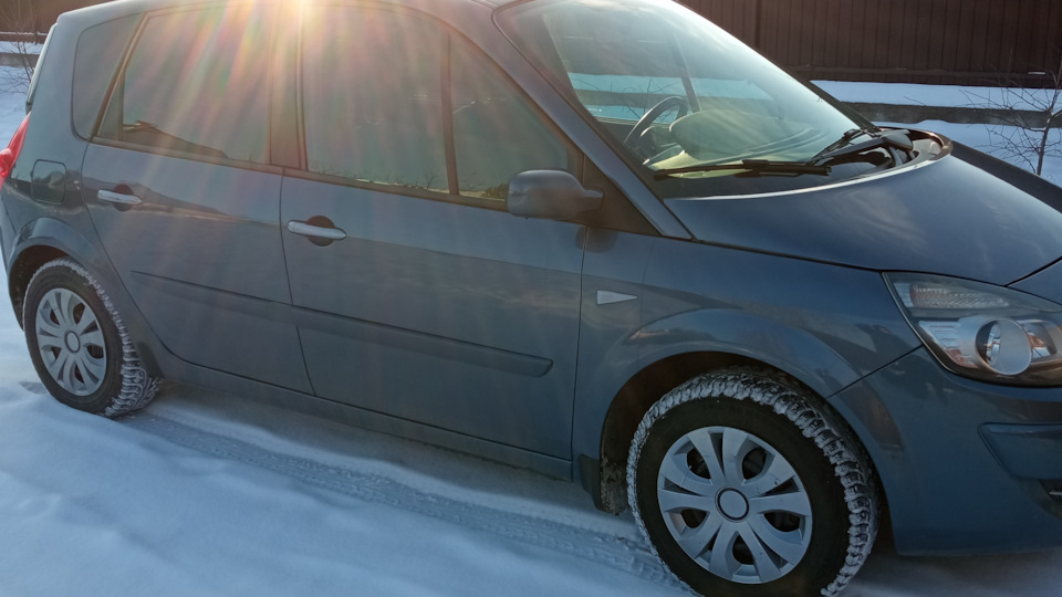 Не горит правая задняя противотуманка :((( — Renault Scenic II, 1,5 л ...