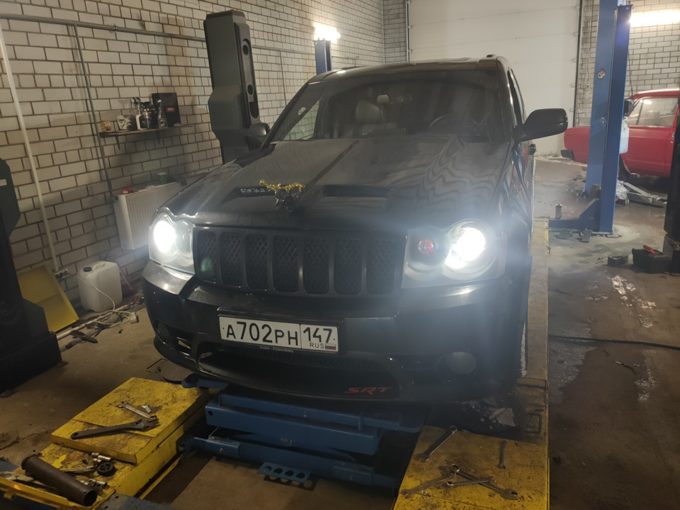 SRT8 2006 не горит подсветка прибоки передней консоли. — Сообщество ...