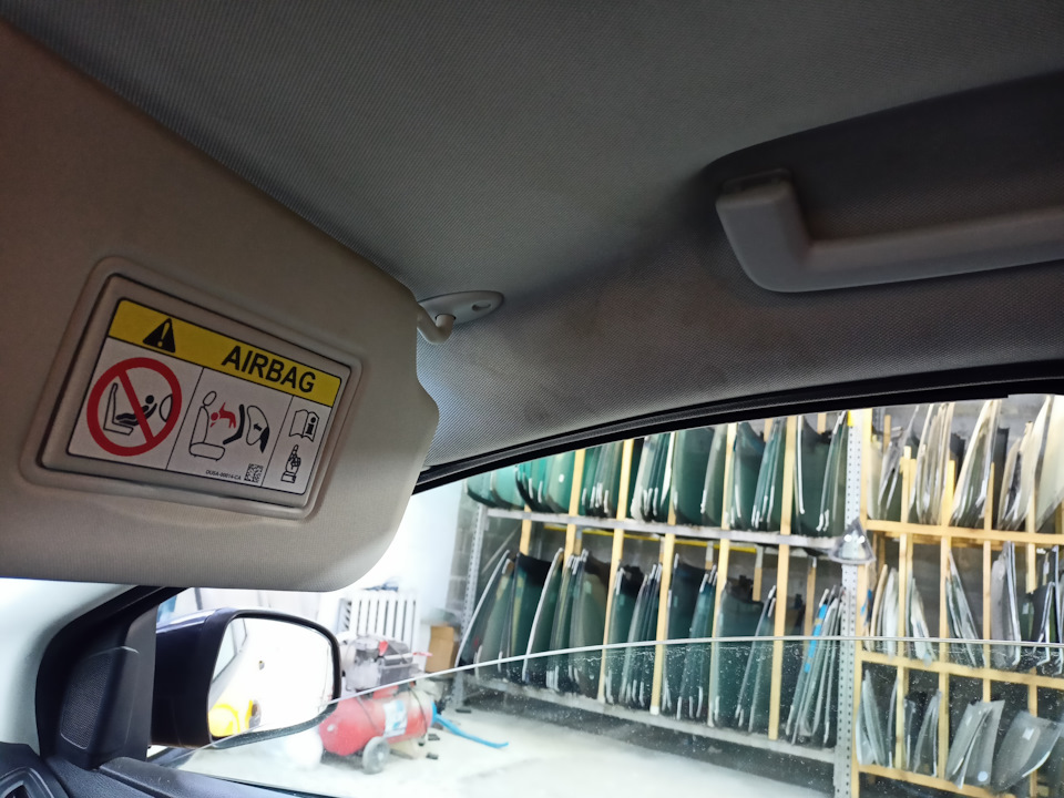 Переклейка лобового стекла — Ford Focus III Wagon, 1,6 л, 2016 года ...