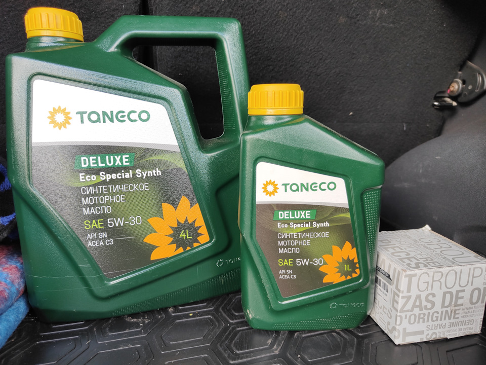 Замена масла и салонного фильтра — Renault Duster (1G), 1,5 л, 2018 ...