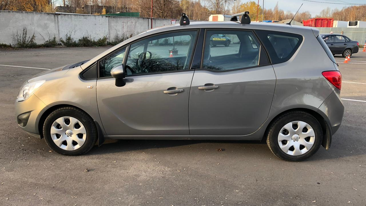 Опель мерива б. 6 механика. 4 бензин. Opel meriva 2012. Мерива дизель отзывы.