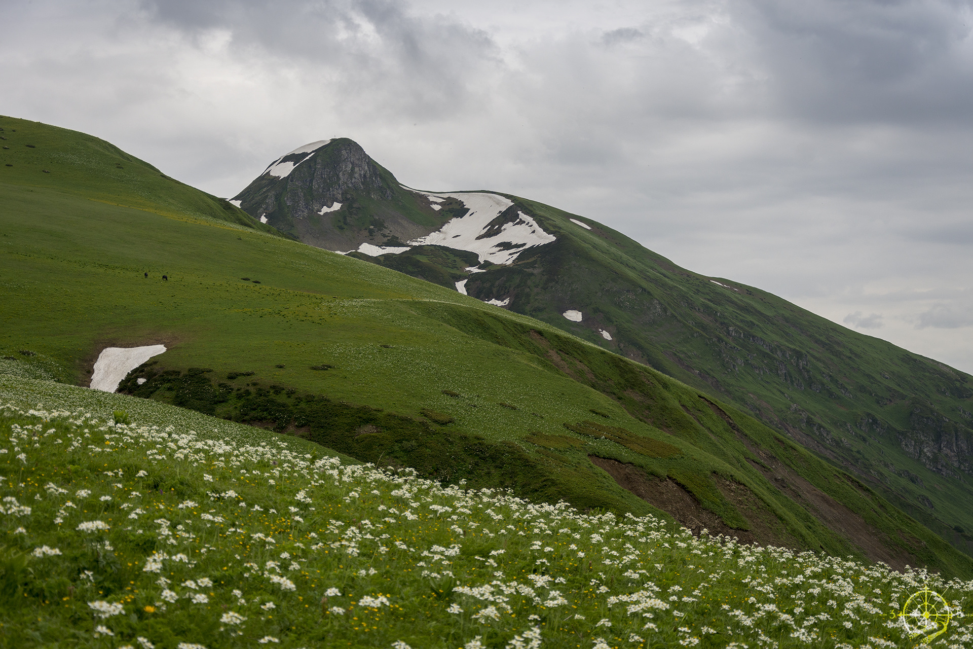 пик бзерпи и бзерпинский карниз