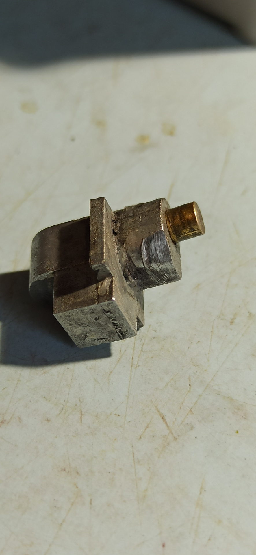 Заклинил замок зажигания — LADA Приора седан, 1,6 л., 2012 года ...