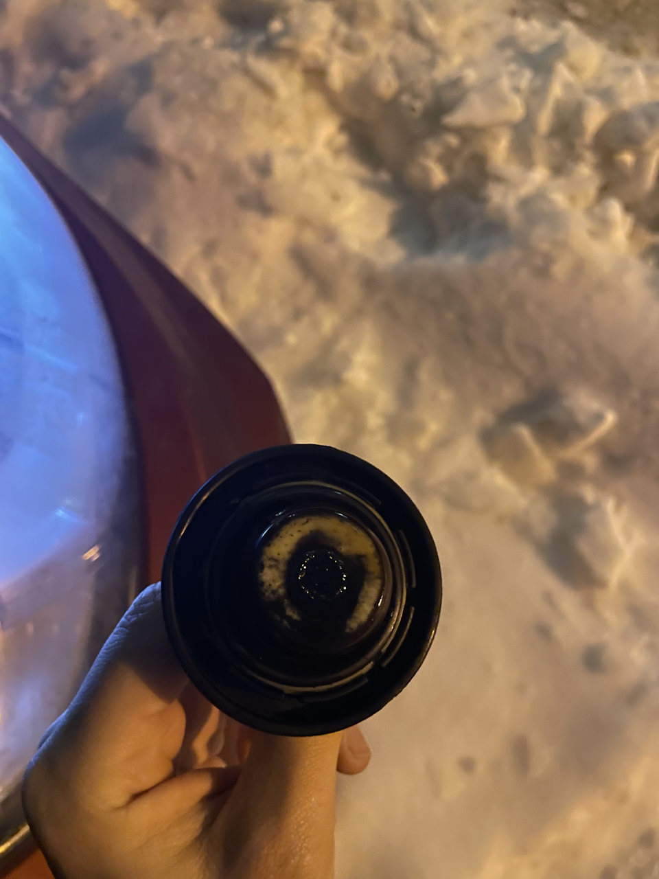 Эмульсия на масло заливной крышке — Hyundai Solaris, 1,4 л, 2011 года ...