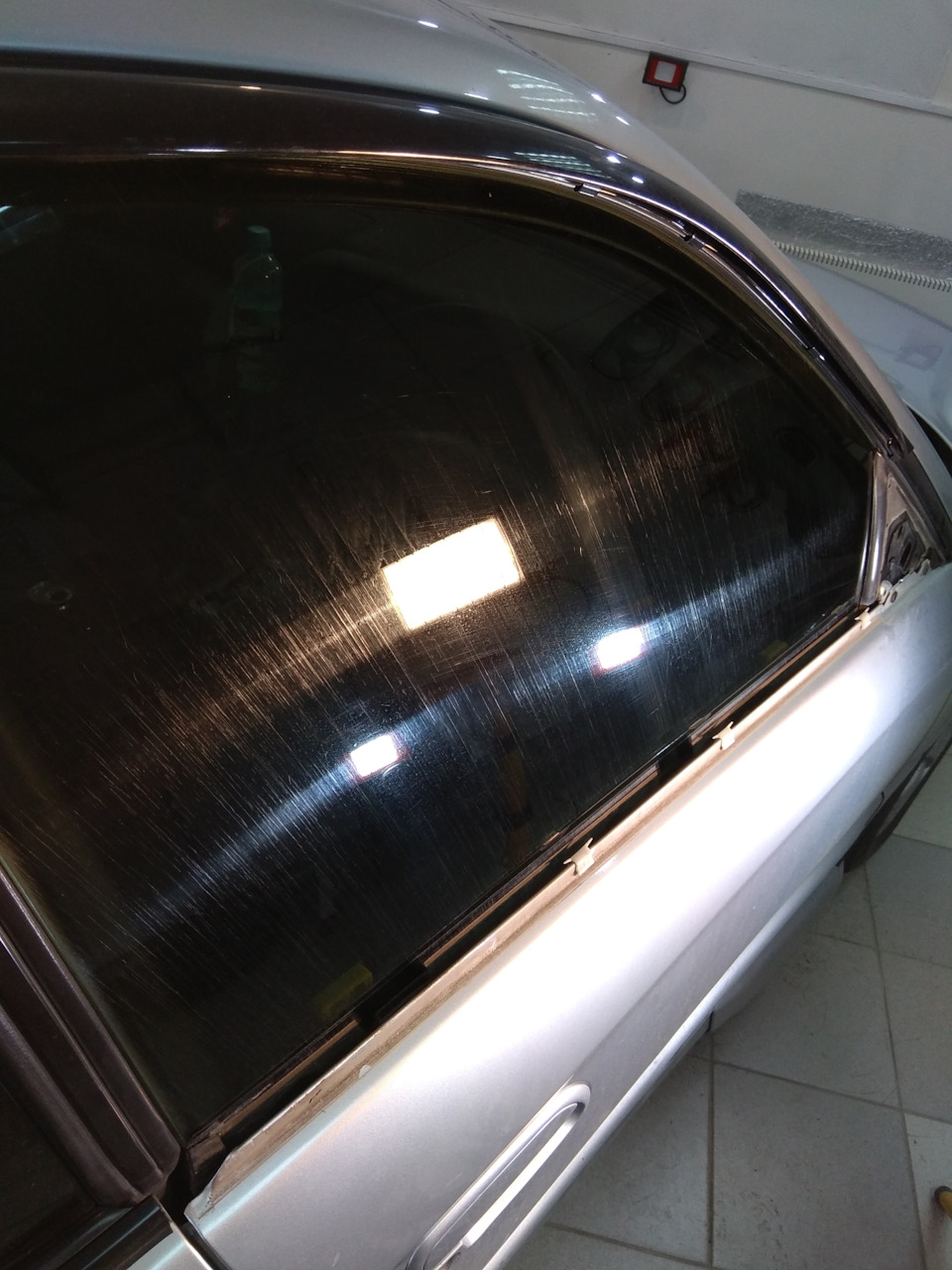 Екб. Subaru legacy: шлифовка и полировка боковых стекол. — MB-detail на ...