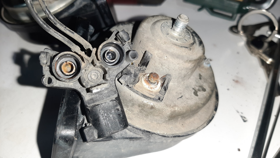 Пропал звуковой сигнал. — Ford Focus III Sedan, 1,6 л, 2012 года ...