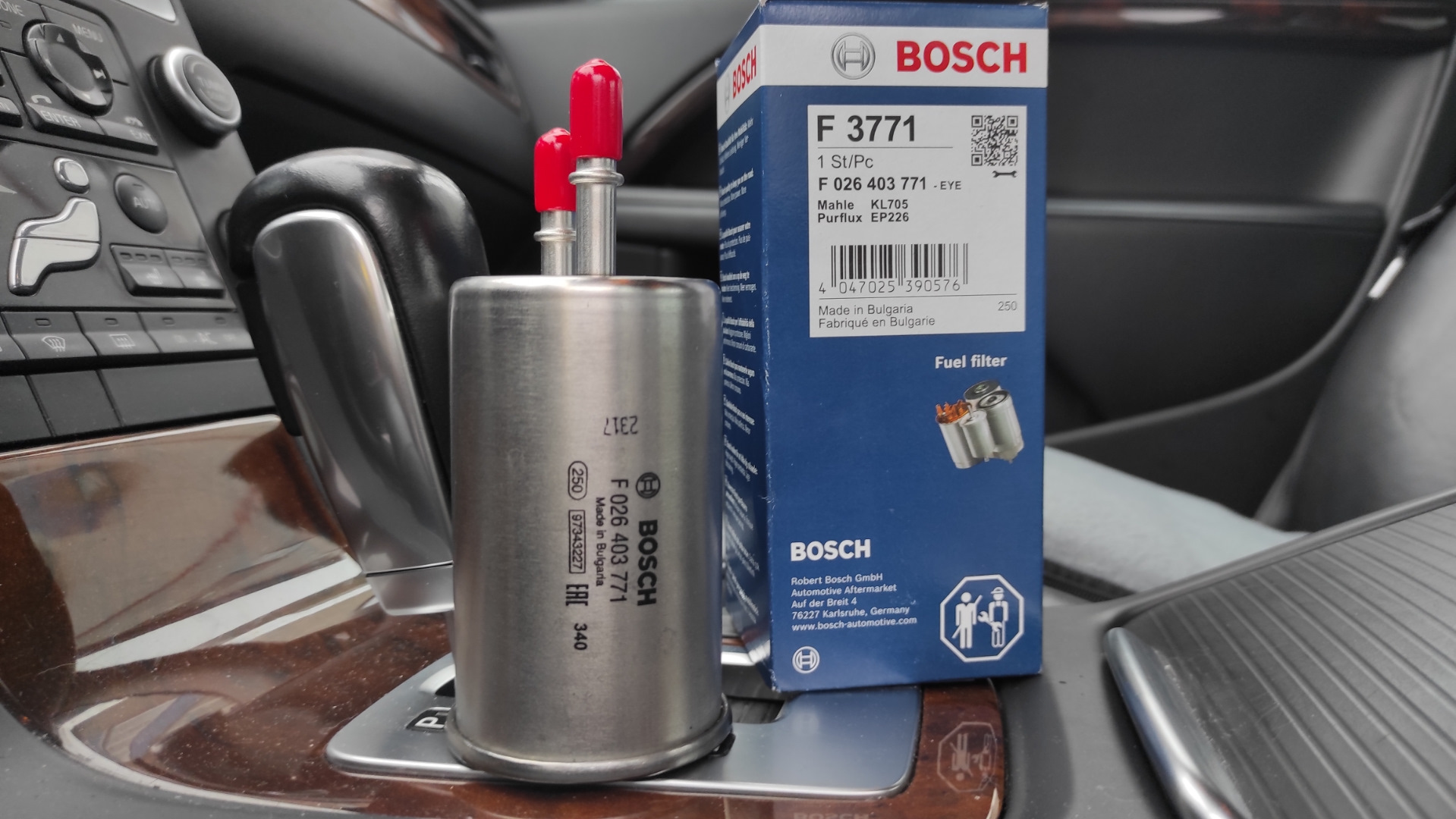 Топливный фильтр MAHLE дал течь.💦 Замена на Bosch. — Volvo S80 (2G), 2,5  л, 2010 года | расходники | DRIVE2