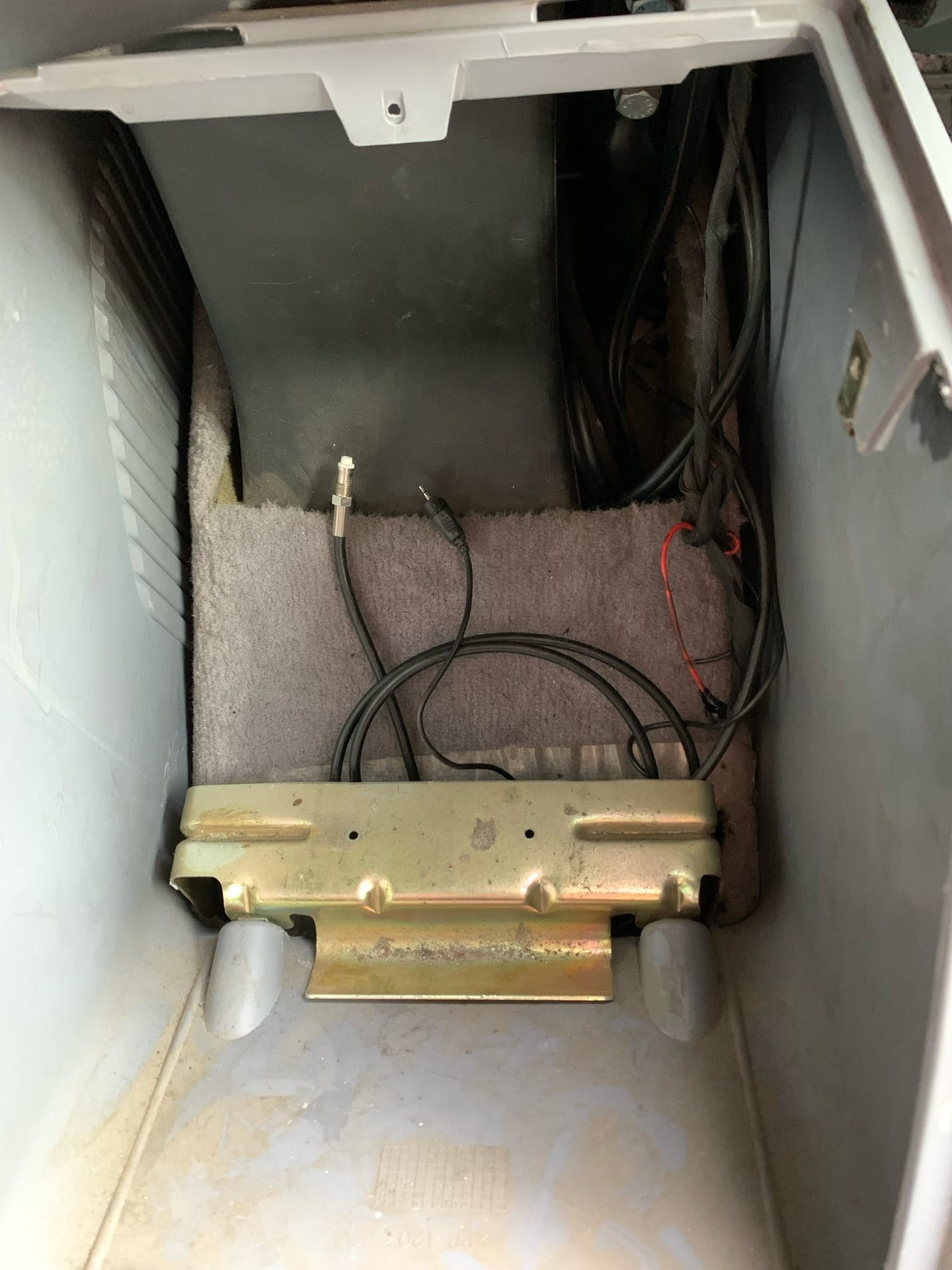 Нечто — Mercedes-Benz Vito (1G), 2,8 л, 1998 года | наблюдение | DRIVE2