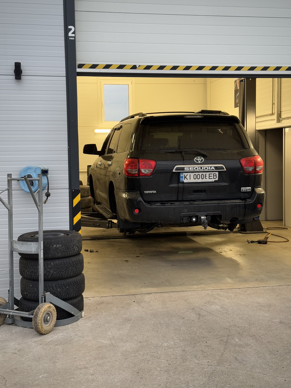 В процессе замены✌️ — Toyota Sequoia (2G)