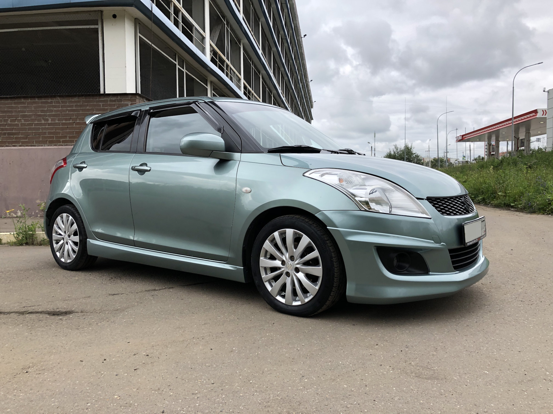 Suzuki swift размеры