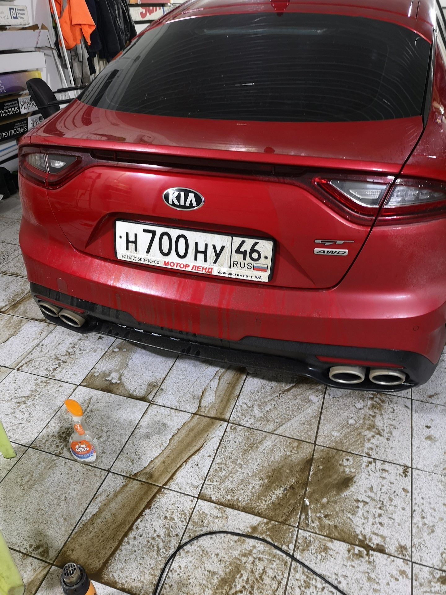 Kia Stinger шильдик