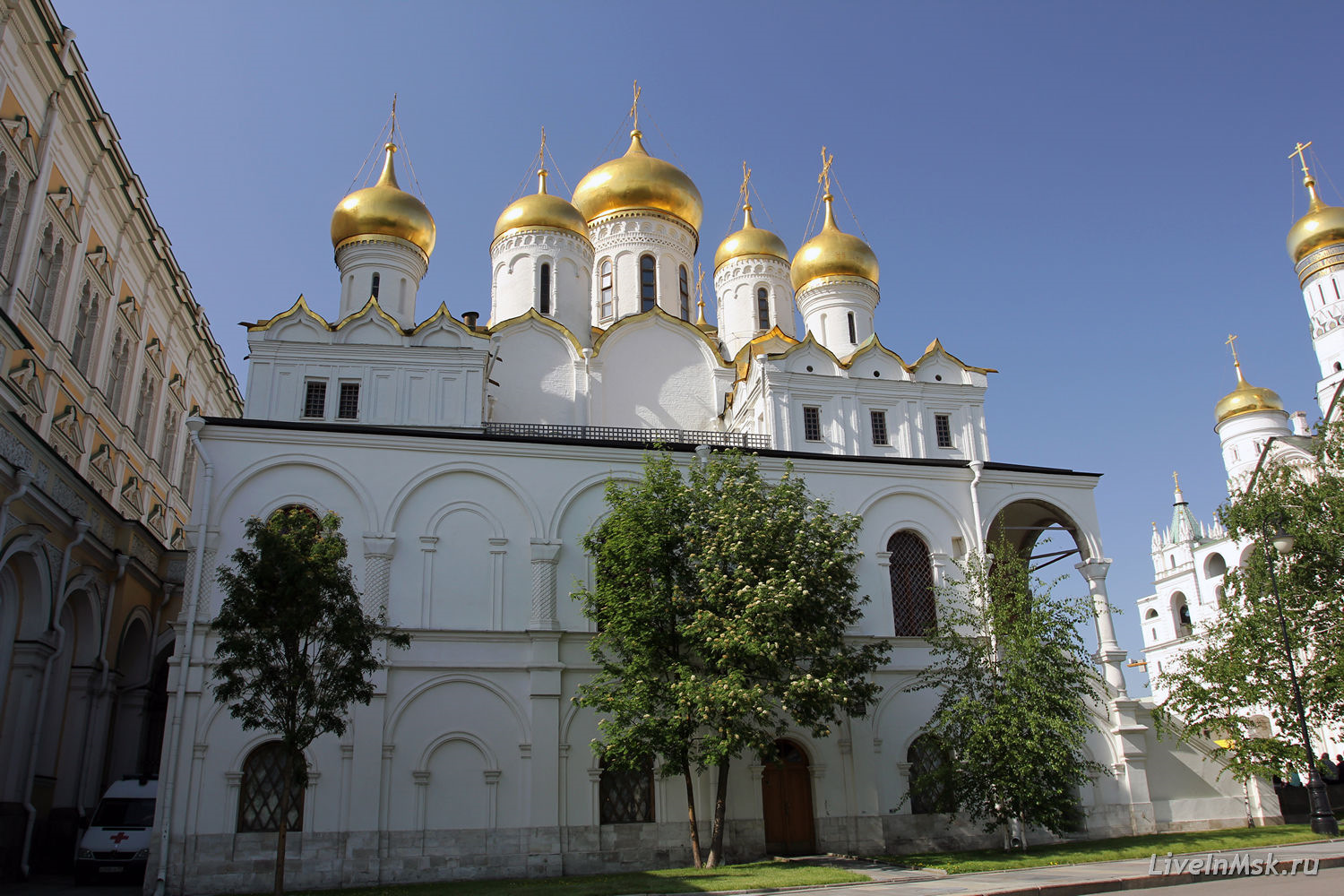 храмы в московском кремле их