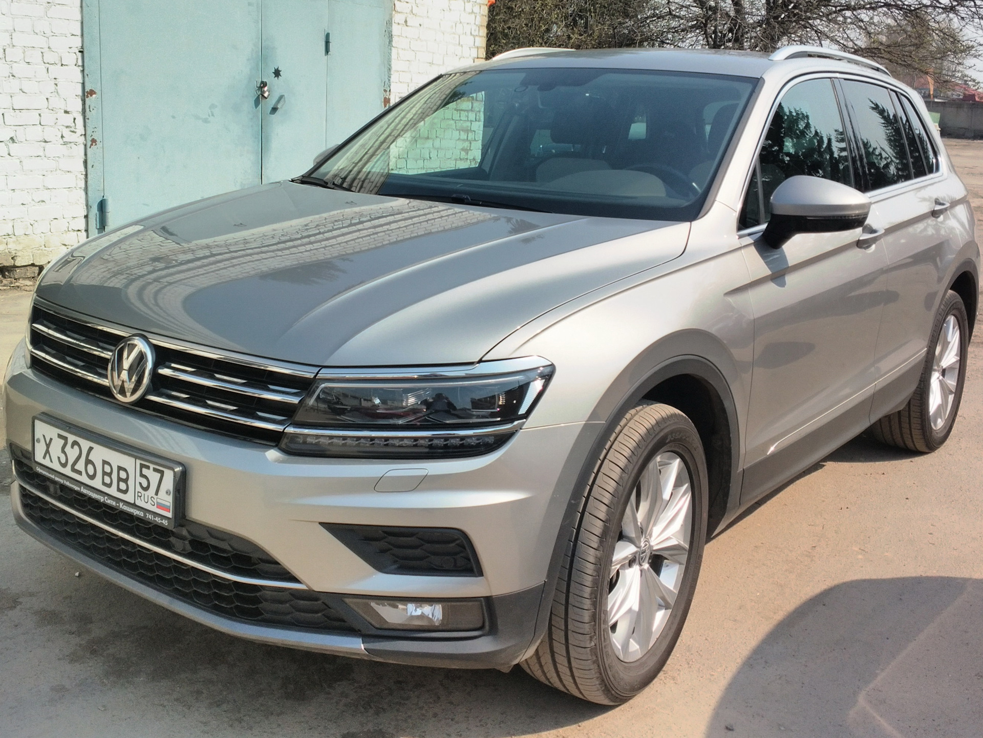 Тигуан 2 спортлайн. VW Tiguan Sportline. Тигуан спортлайн 2023. Колонка r line Tiguan 2.