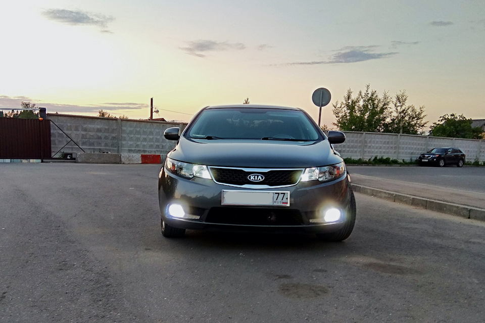 Kia cerato моргает свет