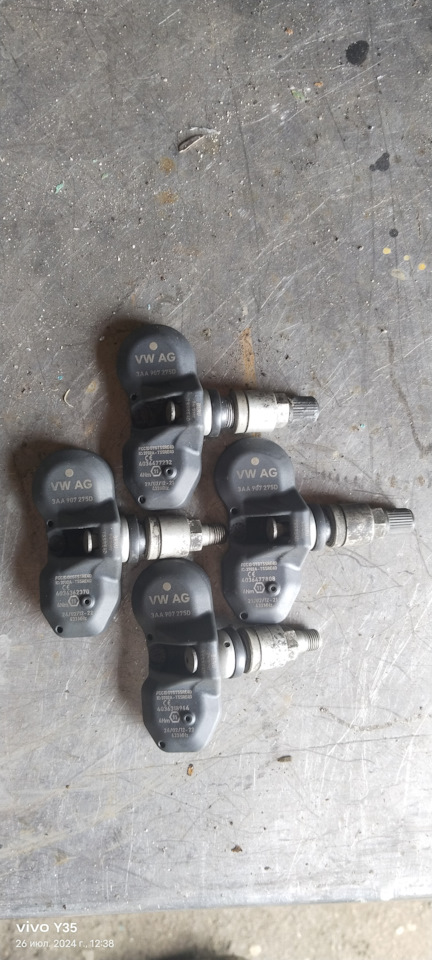 Датчики давления в шины на Volkswagen Passat B6, Volkswagen Passat B7 ...
