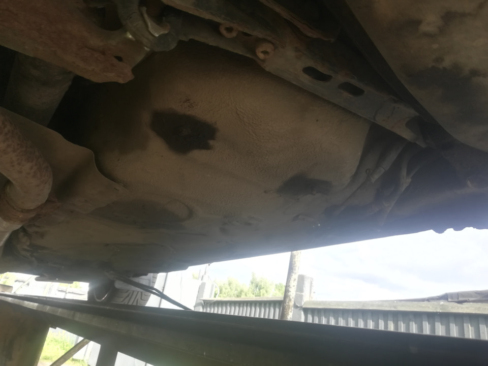 Замена топливных магистральных трубок. Рассыпался ступичный подшипник ...