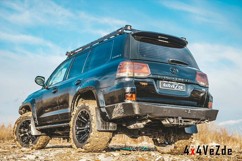 Toyota Land Cruiser 300 Offroad