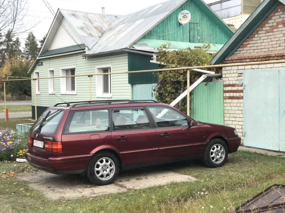 фольксваген 1994. Volkswagen passat b4 седан. фольксваген пассат 1994 года. фольксваген пассат 1994 года. фольксваген пассат 1994 года.